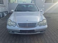 Gebraucht Mercedes C180 Elegance 129 PS (94 kW) 2001 Silber Limousine