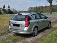 Second-hand Kia Ceed 109 CP (80 kW) 2009 Argintiu Hatchback