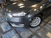 Gebraucht Ford Focus Titanium 125 PS (91 kW) 2015 Grau Kombi