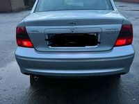 Gebraucht Opel Vectra Edition 116 PS (85 kW) 1999 Silber Limousine