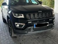 Gebraucht Jeep Compass Limited 170 PS (125 kW) 2018 Schwarz SUV