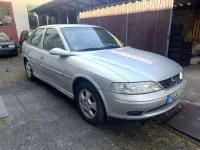 Gebraucht Opel Vectra Edition 116 PS (85 kW) 1999 Silber Kombi