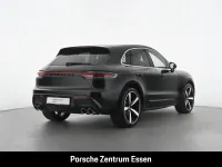 Gebraucht Porsche Macan 381 PS (280 kW) 2023 Schwarz SUV