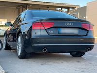 Second-hand Audi A8 250 CP (183 kW) 2010 Andere farben Berlinǎ