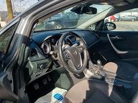 Gebraucht Opel Astra 145 PS (106 kW) 2012 Grau Kombi