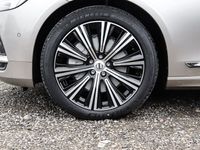 Gebraucht Volvo V90 Plus 197 PS (144 kW) 2024 Bright dusk / metallic Kombi