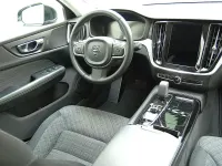 Gebraucht Volvo V60 Core 197 PS (144 kW) 2024 Schwarz Kombi