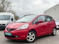 Gebraucht Honda Jazz Trend 90 PS (66 kW) 2010 Rot Kleinwagen