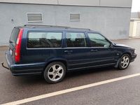 Używany Volvo V70 239 KM (175 kW) 1997 Purpurowy Kombi