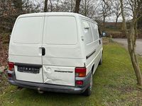 Gebraucht VW T4 68 PS (50 kW) 2001 Weiß Van