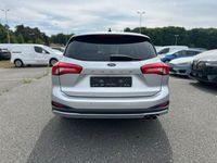 Gebraucht Ford Focus Active 120 PS (88 kW) 2019 Silber Limousine