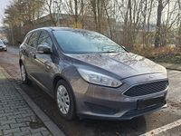 Gebraucht Ford Focus Trend 101 PS (74 kW) 2015 Braun Kombi