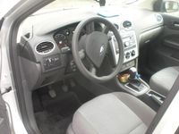 Używany Ford Focus 109 KM (80 kW) 2006 Srebrny Sedan/Limuzyna