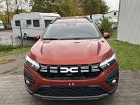 Neu Dacia Jogger Expression 122 PS (89 kW) 2025 Braun Van / Kleinbus