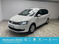 Gebraucht VW Sharan Comfortline 150 PS (110 kW) 2018 Pure white (weiß) Van / Kleinbus