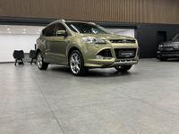 Gebraucht Ford Kuga Individual 182 PS (133 kW) 2015 Grün SUV