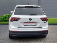 Gebraucht VW Tiguan Life 150 PS (110 kW) 2021 Weiss SUV