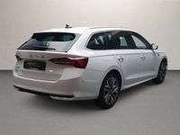 Gebraucht Skoda Octavia Selection 150 PS (110 kW) 2025 Moonweiss metallic Kombi