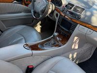 Gebraucht Mercedes E350 272 PS (200 kW) 2005 Blau Limousine