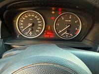 Gebraucht BMW 525 197 PS (144 kW) 2008 Grau Kombi