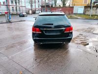 Gebraucht Mercedes E250 204 PS (150 kW) 2013 Schwarz Kombi