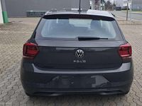 Gebraucht VW Polo Comfortline 95 PS (69 kW) 2021 Grau Kleinwagen
