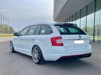 Gebraucht Skoda Octavia RS 184 PS (135 kW) 2016 Weiß Kleinwagen