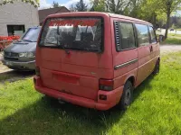 Używany VW T4 68 KM (50 kW) 1996 Czerwony Van