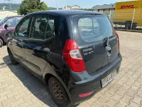 Gebraucht Hyundai i10 69 PS (50 kW) 2013 Schwarz Kleinwagen