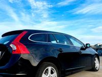 Gebraucht Volvo V60 163 PS (119 kW) 2011 Schwarz Kombi