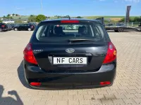 Gebraucht Kia Ceed 122 PS (89 kW) 2007 Schwarz Kleinwagen