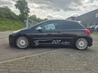 Gebraucht Peugeot 207 Premium 95 PS (69 kW) 2010 Farbe schwarz obsidien Kleinwagen