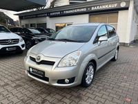 Gebraucht Toyota Verso Team 129 PS (94 kW) 2009 Silber Van / Kleinbus