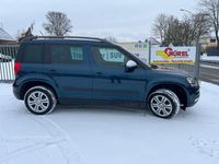 Gebraucht Skoda Yeti Cool Edition 110 PS (80 kW) 2015 Blau SUV