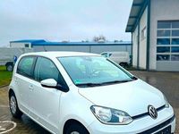 Gebraucht VW e-up! 61 kW (83 PS) 2021 Weiß Kleinwagen