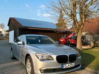 Gebraucht BMW 740 306 PS (225 kW) 2012 Grau Limousine