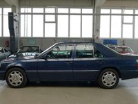 Gebraucht Mercedes E420 279 PS (205 kW) 1993 Nautikblau Limousine