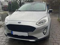 Gebraucht Ford Fiesta Active 101 PS (74 kW) 2019 Silber Kleinwagen