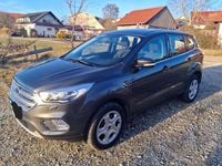 Gebraucht Ford Kuga Trend 120 PS (88 kW) 2019 Grau SUV