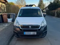 Gebraucht Peugeot Partner 75 PS (55 kW) 2017 Weiß Van / Kleinbus