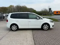 Gebraucht VW Touran Comfortline 116 PS (85 kW) 2014 Weiß Van / Kleinbus