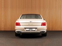 Gebraucht Bentley Flying Spur 544 PS (400 kW) 2024 Weiß Limousine