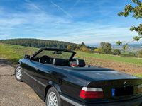 Gebraucht BMW 318 Cabriolet Basis 115 PS (84 kW) 1997 Schwarz Cabrio