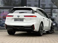 Neu BMW iX M Sport 300 kW (408 PS) 2026 Weiß SUV