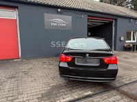 Gebraucht BMW 320 184 PS (135 kW) 2010 Schwarz Limousine