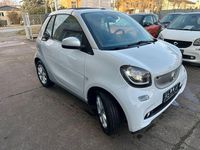 Gebraucht Smart ForTwo Cabrio Passion 71 PS (52 kW) 2016 Weiß Cabrio