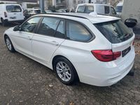 Gebraucht BMW 320 Advantage 190 PS (139 kW) 2015 Weiß Kombi