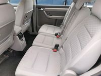 gebraucht VW Touran 140Ps