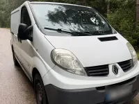 Second-hand Renault Trafic 145 CP (106 kW) 2007 Alb Monovolum