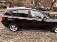 Gebraucht BMW 118 Advantage 136 PS (100 kW) 2016 Schwarz Kleinwagen